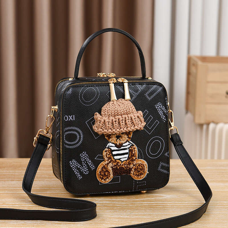 Middle-aged Mom High-end Elegant Versatile Shoulder Crossbody 2025 Large Capacity Handbag Trendy Fashion Women's Bag