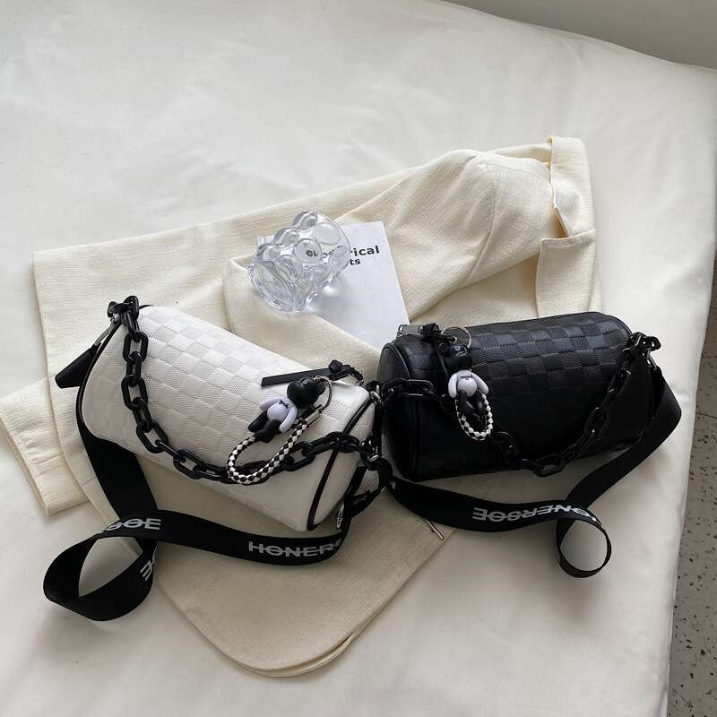 Europe and the United States wind fashion crossbody broadband bucket women's shoulder bag