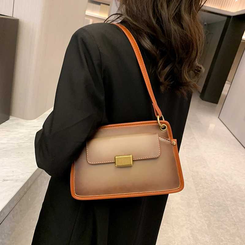 New Fashion Leather Crossbody Bag For Women Elegant Minimalist Tote Handbag With Large Capacity Solid Color Design Z250928