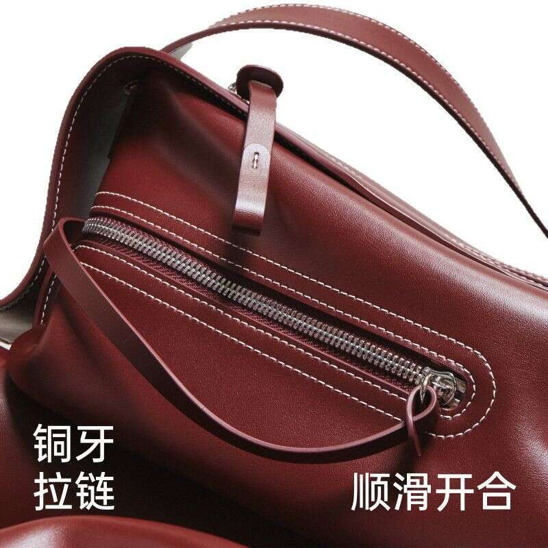 designer bag Luxury bag Amazing Song Yisong Sweet Wine Camera New Cowhide Crossbody Bag for Women