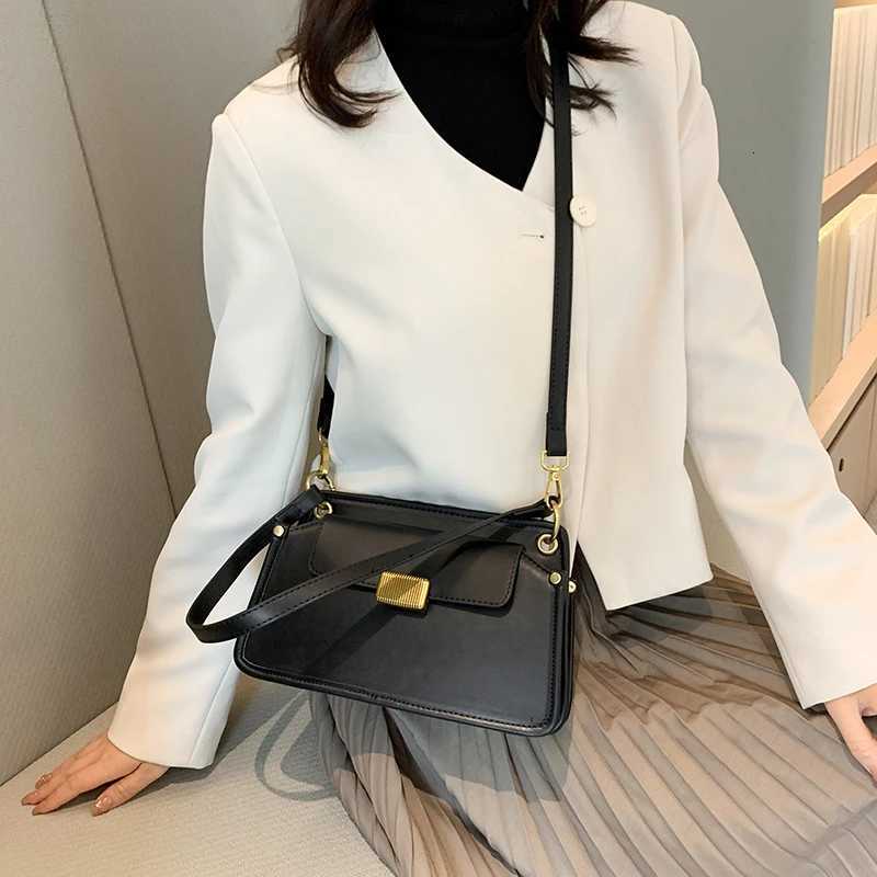New Fashion Leather Crossbody Bag For Women Elegant Minimalist Tote Handbag With Large Capacity Solid Color Design Z250928
