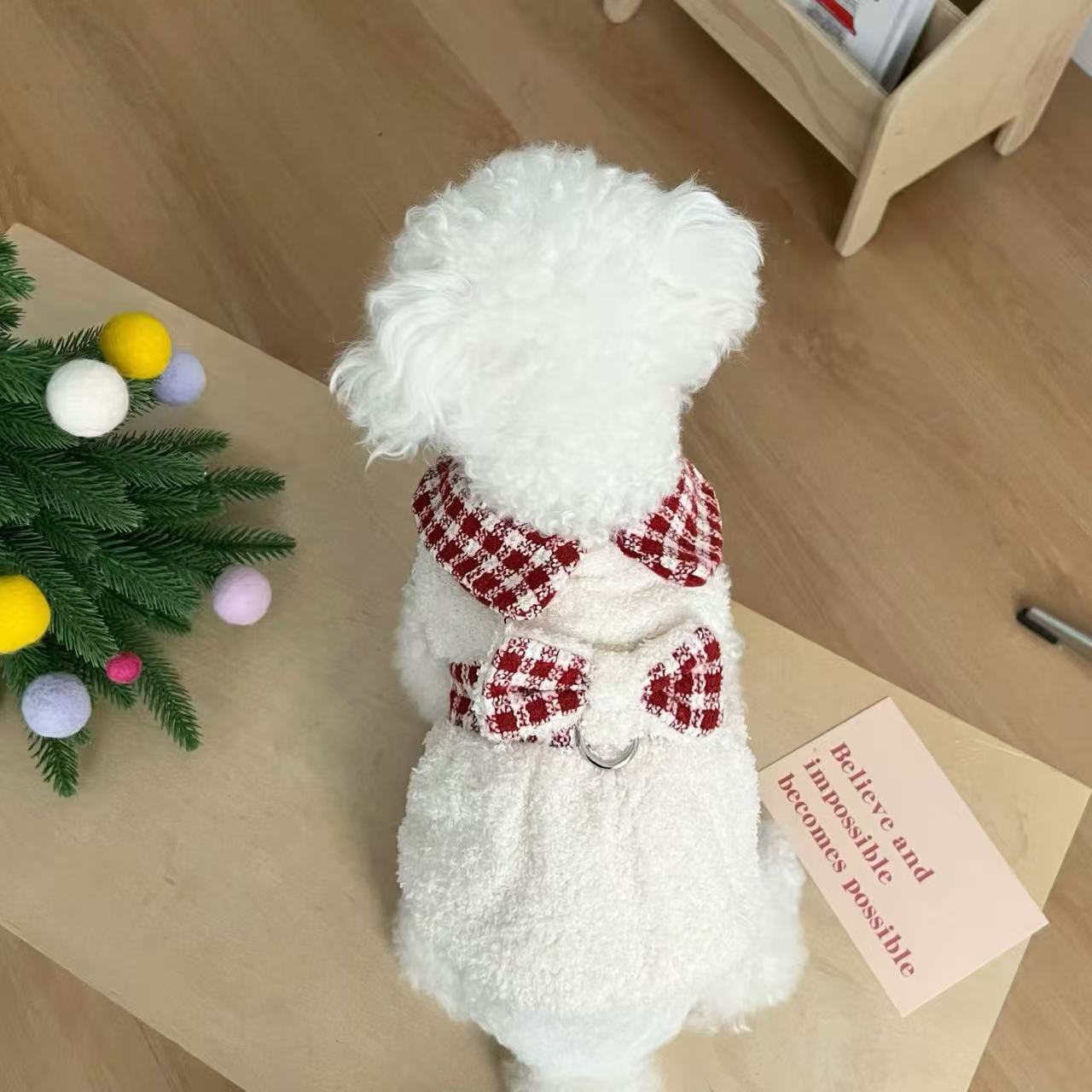T1354 dog clothes autumn and winter cat small puppy small body Bichon Teddy Pomeranian Christmas warm sleeveless cotton skirt