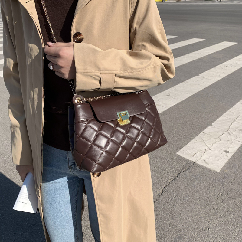 2025 New Creative Personality Design PU Crossbody Bag Fashion Embroidered Single Shoulder Underarm Bag for Women