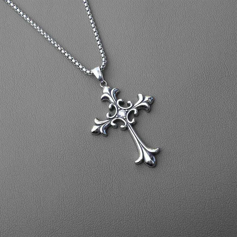 European American Fashion Personality Retro Gothic Cross Necklace For Men And Women Street Hip-Hop Trendsetters Versatile Pe