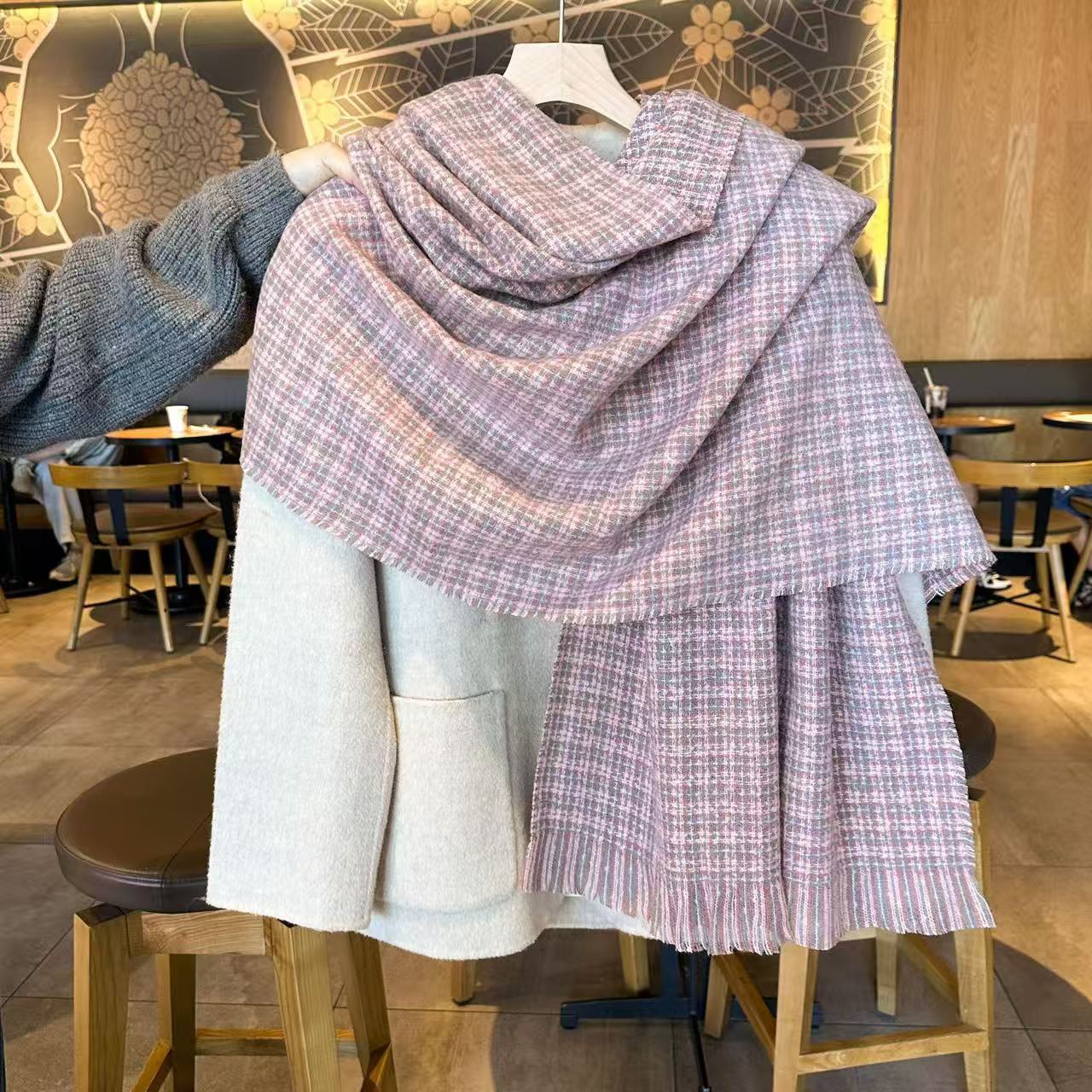 T1878 Women's Double-Sided Cotton Scarf, Thickened and Windproof, Stylish and Versatile Checkered Pattern (Fall/Winter)