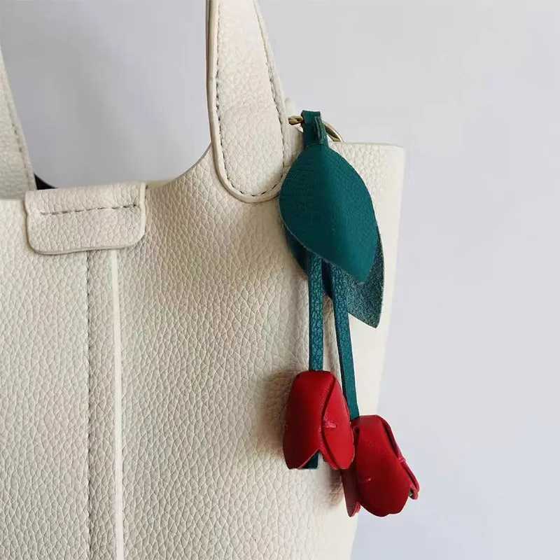Luxury Genuine Leather Tulip Bag Pendant Handmade Cowhide Cute Pendant Gift Amazing Cactus Design Bag Pendant Red Blue Flower Keychain Y250929as