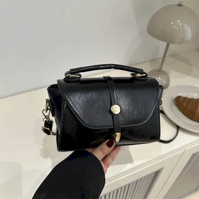 Elegant Crossbody Bags for Women Solid Korean Style Versatile Handbags Aesthetic Luxury Lady Fashionable PU Design Square Bags Z250928
