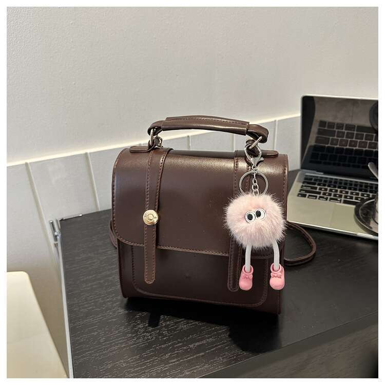 New Hot Sale Retro Women's Fashion Fashionable Pendant Shoulder Bag Casual Simple Backpack