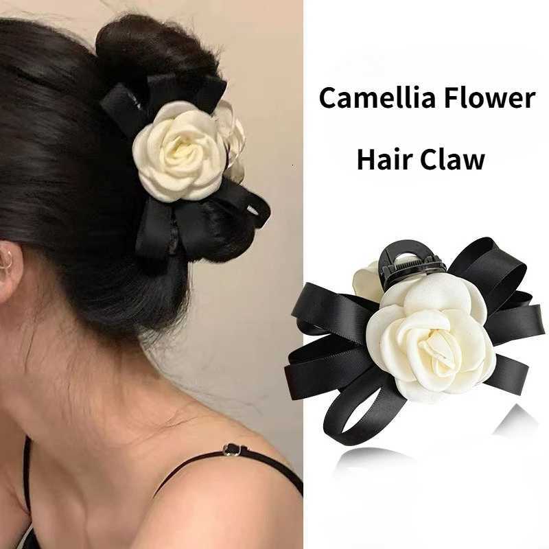DS NEW Classic Retro Camellia Flower Hair Claw 12CM Large Claw Clips Beach Trendy Hair Clips Hair Accessories for Women Girls W250928