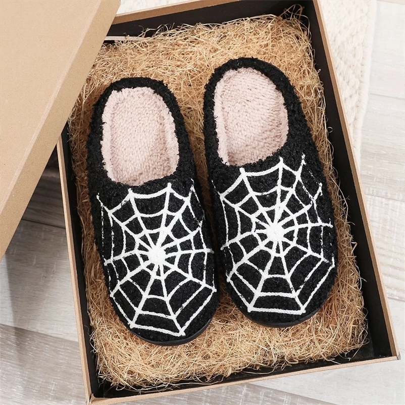 Halloween spider web pattern horror plush slider shoes for women comfortable fur spider web indoor slider Christmas gift241018bj