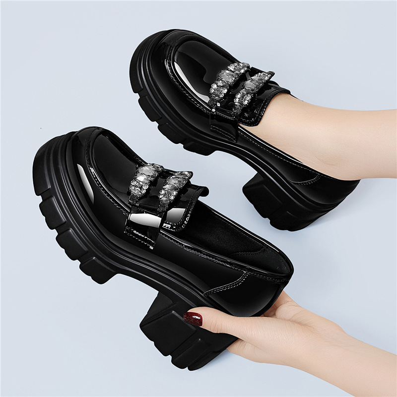 2025 new height increasing loafers designer fashionable multifunctional comfortable women's shoes