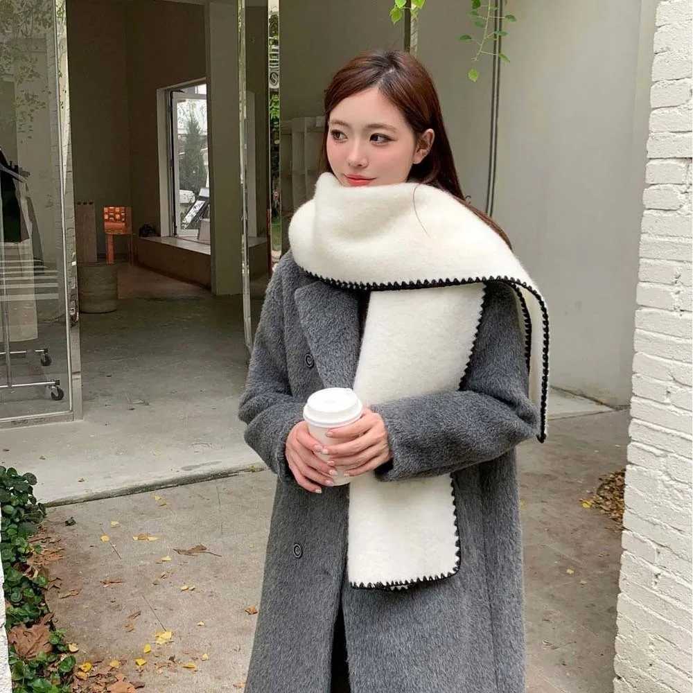 Shawl Polyester Lock Edge Winter Scarf Soft Classic Long Thickened Neckscarf French Style Coldproof Women Warmer Scarf Autumn L250928