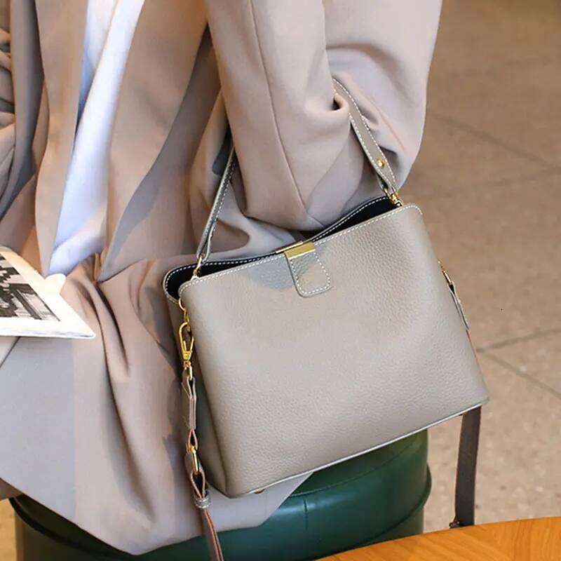 Designer Women's New Genuine Leather Shoulder Bags High Quality Cowhide Handbags Fashion Crossbody Bag For Women Suotong0912 250912 Suotong2509 2