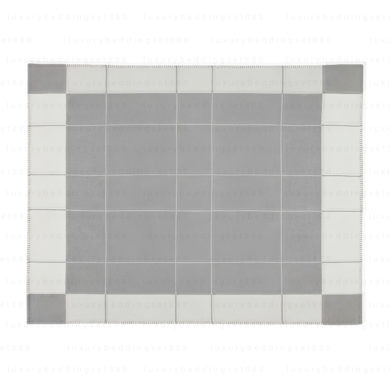 Designer blanket h luxury brand blanket sofa blanket winter airplane air-conditioning blanket cashmere and wool blended high-quality throw blanket