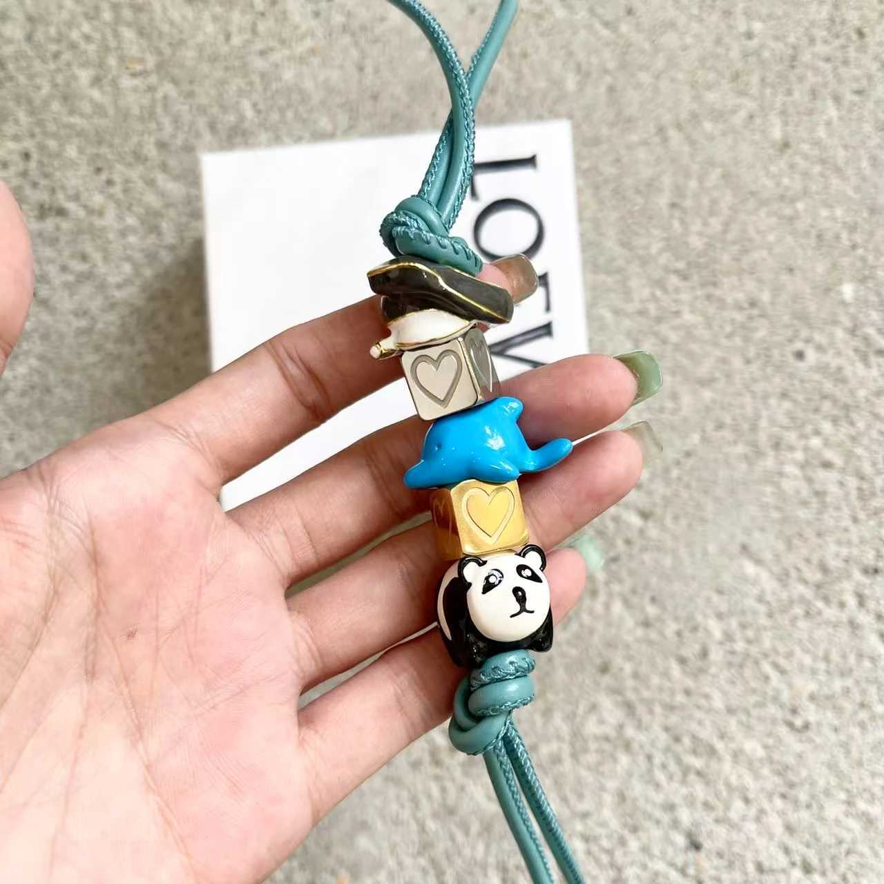 Luxury Luxury DIY Animal Charms Premium Beaded Keychain Set Handmade Bag Purse Accessories Elegant Gift for Women Y250928qe