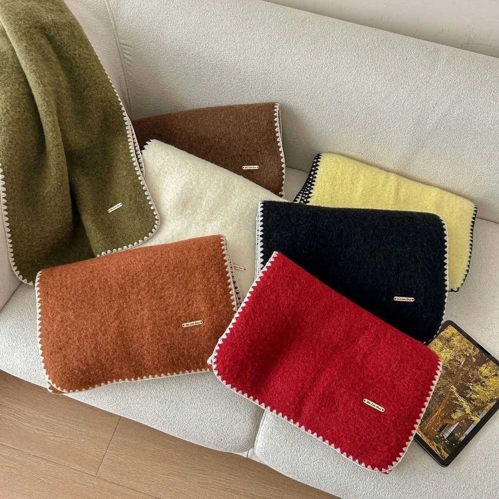 Shawl Polyester Lock Edge Winter Scarf Soft Classic Long Thickened Neckscarf French Style Coldproof Women Warmer Scarf Autumn L250928