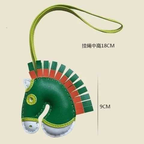 Luxury High Quality Leather Zebra Head Hand Sewn Pendant Creative Car Keychain Womens Leather Car Pendant Bag Charm Y250928