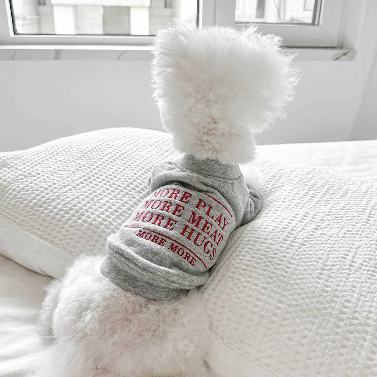 1Pc Pet Clothes Dog Cat Autumn Gray Handsome Open Button et Sweater X250928