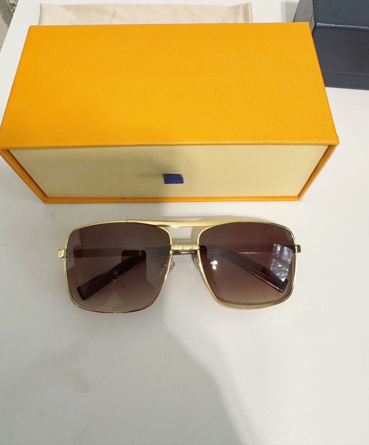 2025 Fashion designer Sunglasses Men For Women Classics attitude metal square frame Beach Shading UV protection Glasses With Box0259