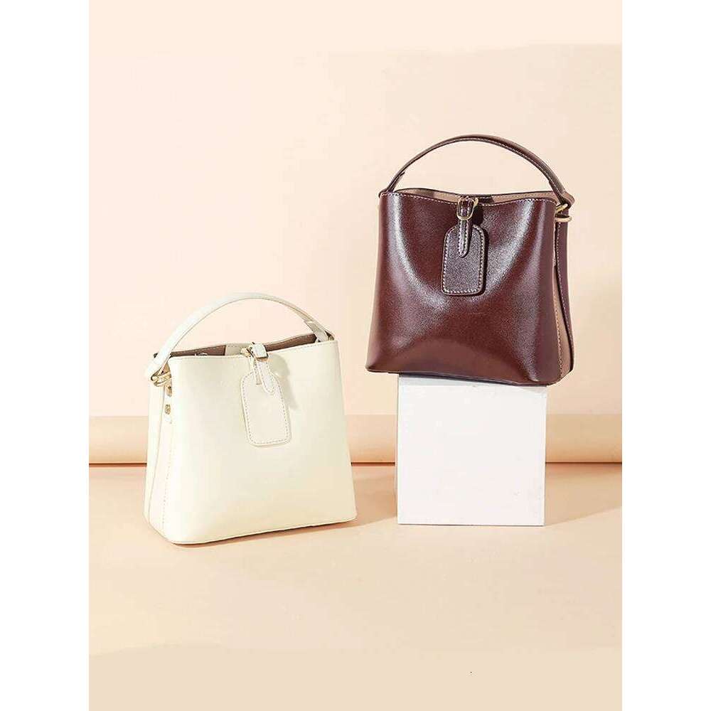 Women's Natural Cow Leather Shoulder Bag Ladies Retro Soft Cowhide Office Handbags Female Fashion Design Crossbody Bags Suotong2509