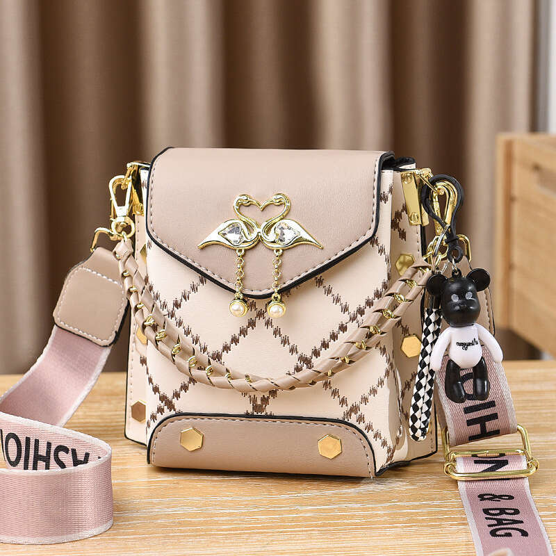 2025 New Fashion Versatile Single Shoulder Handbag Crossbody Emperor Rhino Trendy Women's Small Bag Summer Niche