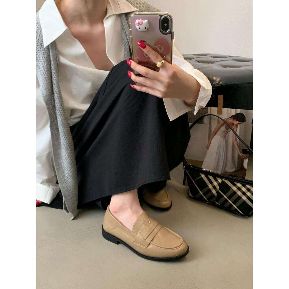 2025 Spring and Autumn New Korean Slip-On Loafers British Style Flat Leather Moccasins Single Shoes to Match Dresses