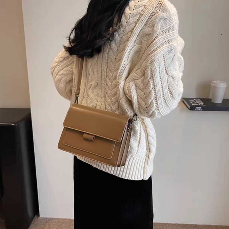 Lizzytsu Vintage Luxury Design Square Bag Easymatch Solid Shoulder Bag Streetwear Korean Crossbody Bag Z250928