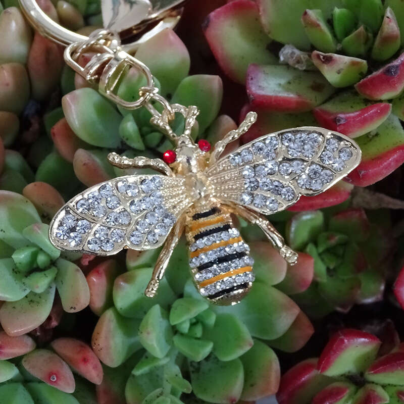 Fashion Accessories Alloy Inlaid Diamond Oil Drop Little Bee Bag Pendant Car Keychain