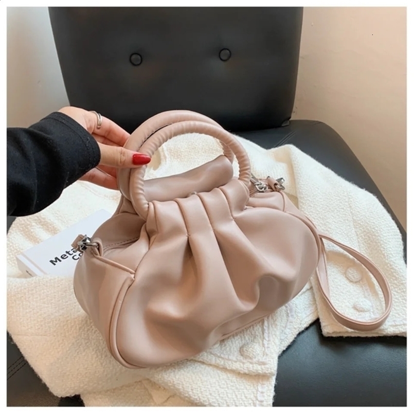 Retro Womens Pleated Bag Fashion Round Handle Handbag Solid Color Leather Shoulder Crossbody Female Commuting Messenger 240821ZYl