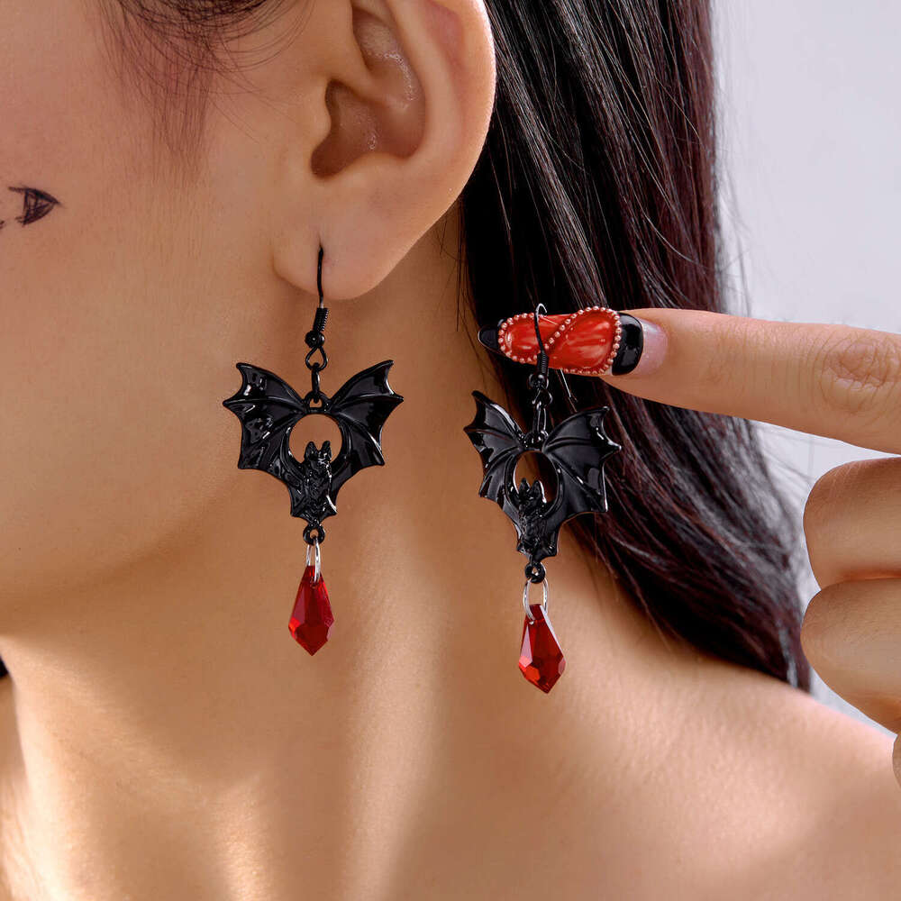 Hot Selling Exaggerated Gothic Bat Halloween Earrings