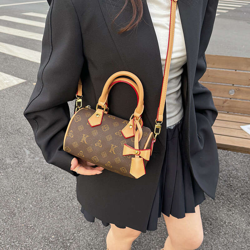 Designer Bags Fashion Luxury Bags for Women Pillow 2025 New Pattern Printed Cylinder Bag Shoulder Crossbody Bag for Women