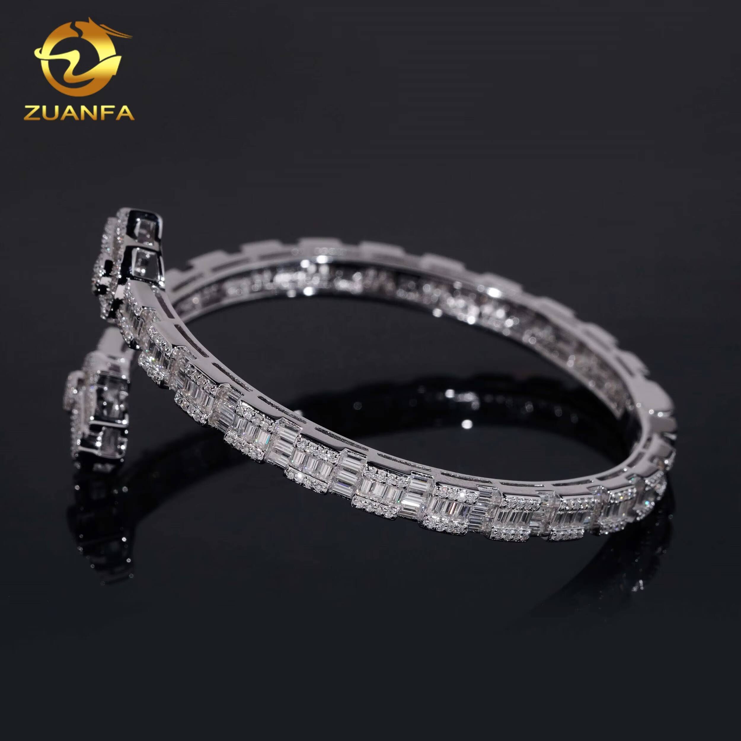 Fine Jewelry New Design 925 Silver Hip Hop High Quality Hamsa Hand VVS Moissanite Bangle Bracelet
