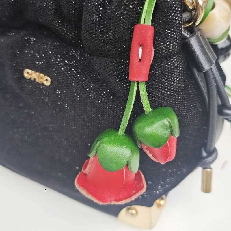 Luxury Plush Leather Bag Charm Flower Ball Pendant Luxury Fashion Highgrade Lychee Flower Car Pendant Decoration Bags Accessories Y250928