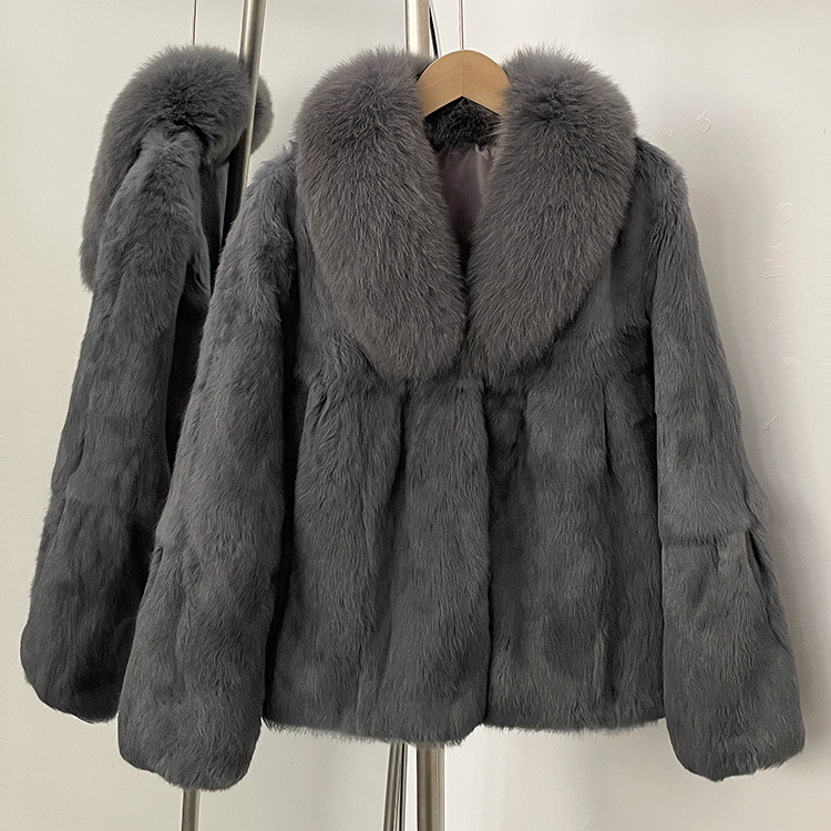 Designer's fashionable women's winter new warm synthetic leather jacket for 2025, with leather collar and belt womens jacket winter jacket w