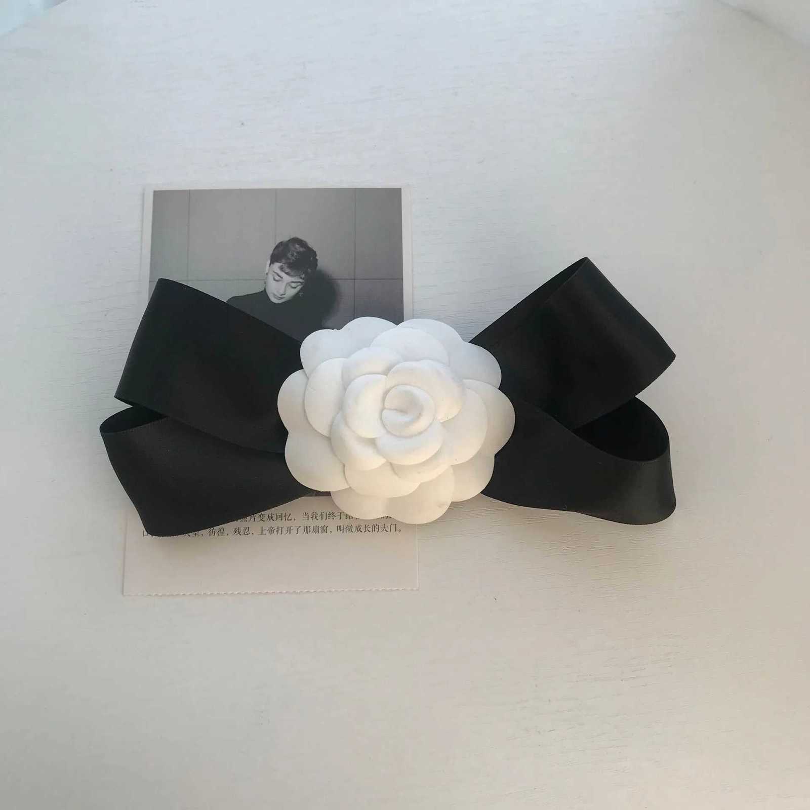 Women Elegant Camellia Hair Clips Wedding Accessories Hairpins Chic France Handmade White Flower Hair Tie Bow Knot Tie Barrette W250928