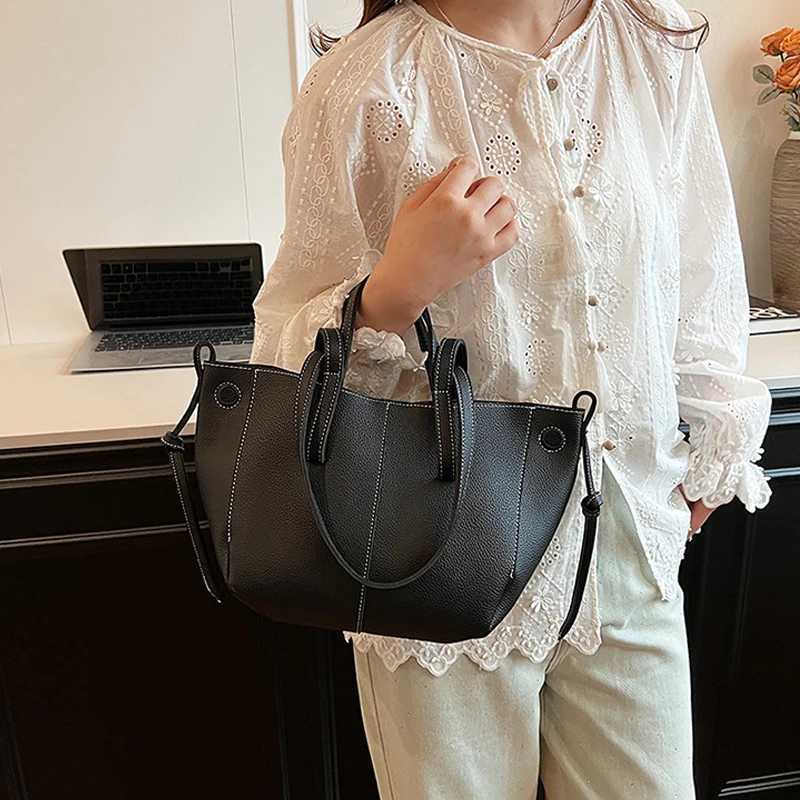 Autumn Vintage Soft Pu Leather Tote for Women 2024Luxury Designer Large Capacity Top Handle Bag Hobo Shopper Shoulder Bag Female Z250928