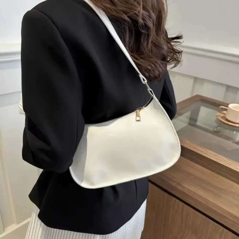 Casual New Design Womens Shoulder Bag Leather Sweet Solid Color Armpit Bag Gentle Luxury Small Handbag Women Z250928