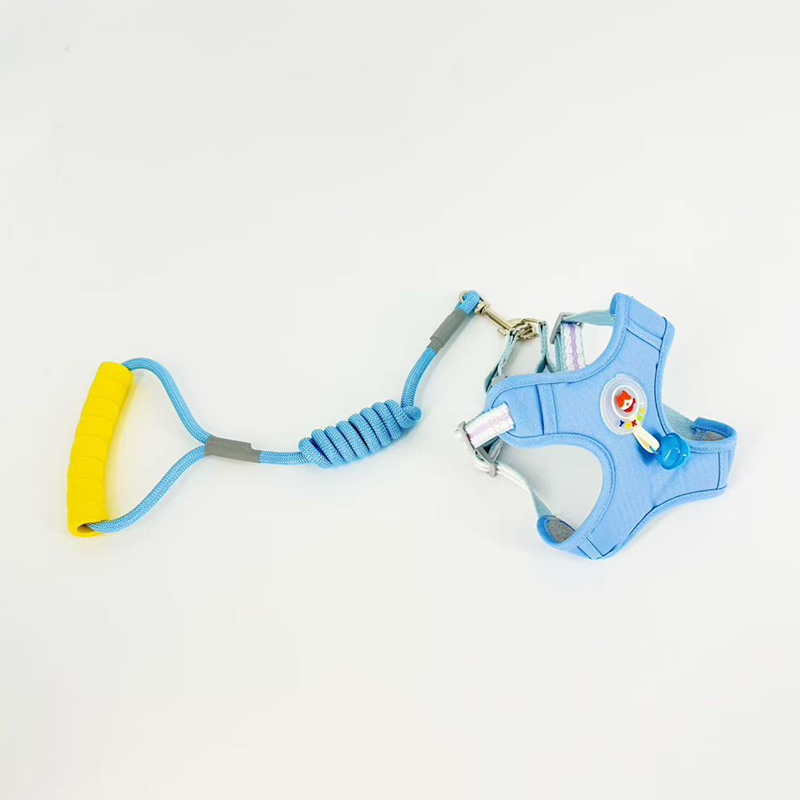 Dog leash, chest strap, adjustable dog walking rope, dog chain, small vest style