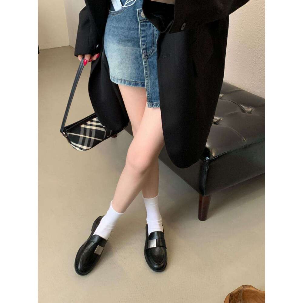 2025 New British Style Low Heel Leather Black Professional Work Shoes Soft Sole Flat Loafers for Women