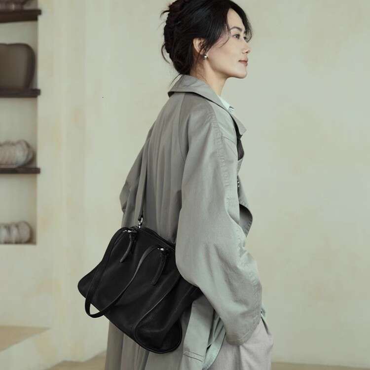 designer bag Luxury bag Cowhide Bowling Large Capacity Underarm Single Shoulder Crossbody Commuter Bag for Women