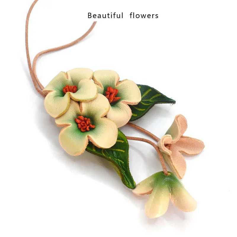 Luxury Genuine Top Grain Cowhide Floral Car Hanging Ornament Elegant Handbag Charm Fashionable Auto Interior Decor Cute Gift for Women Y250928as