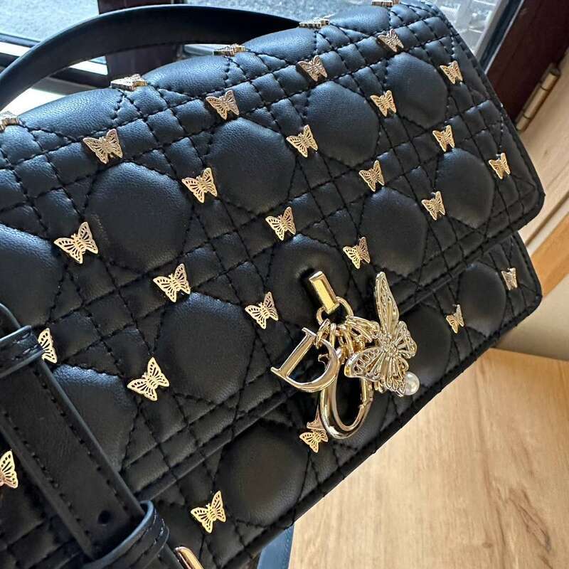 Women Handbag Large Capacity Handbag Genuine Leather Original High End Women S Pearl Handheld Bag New Product Sheepskin Handheld Crossbody