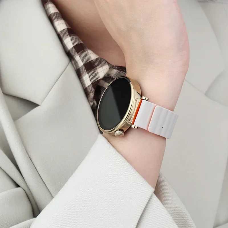 Magnetic Loop Strap For Samsung Galaxy Watch 7 6 5 4 40MM 44MM 4 6 Classic 46 42 43 47mm 5 Pro Band Silicone 20mm 22mm Watchband W250928