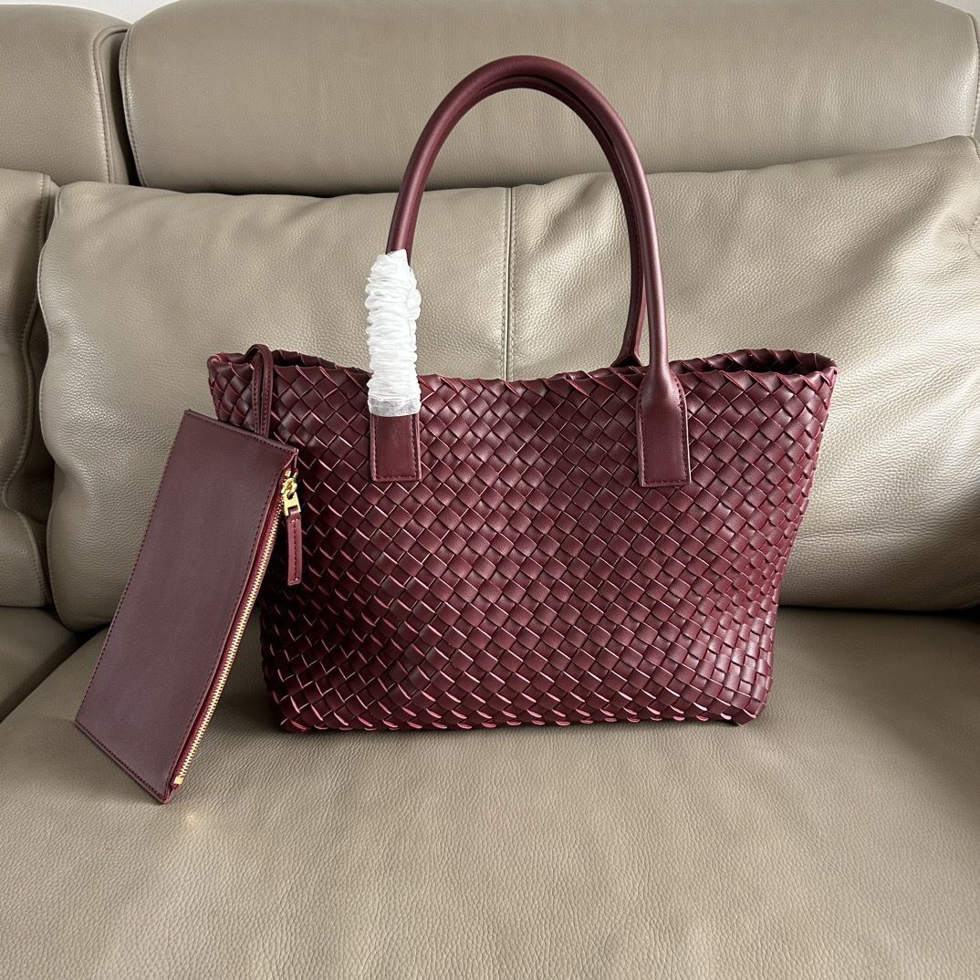 New Women's Knitted Handbag 2025 Fashion Designer Large Capacity Mommy Bag Single Shoulder Genuine Leather Women's Bag