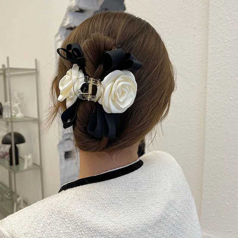 New Elegant Satin White Camellia Flower Women Fashion Hair Accessories Claws Headdress Hair Crabs Wholesale 2023 New Design Clip W250928