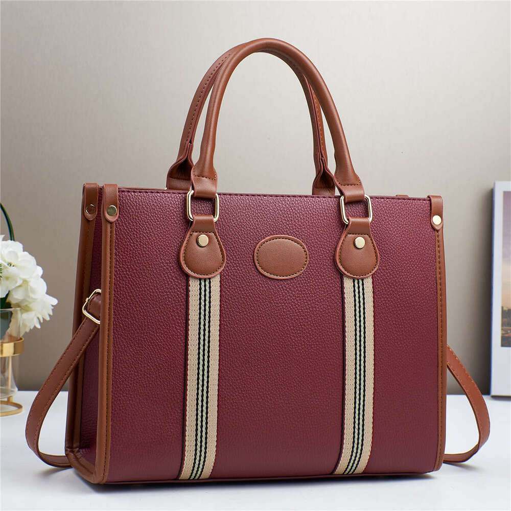2025 Fashion Women's Handbag Korean Style Textured Single Shoulder Crossbody Bag New Model