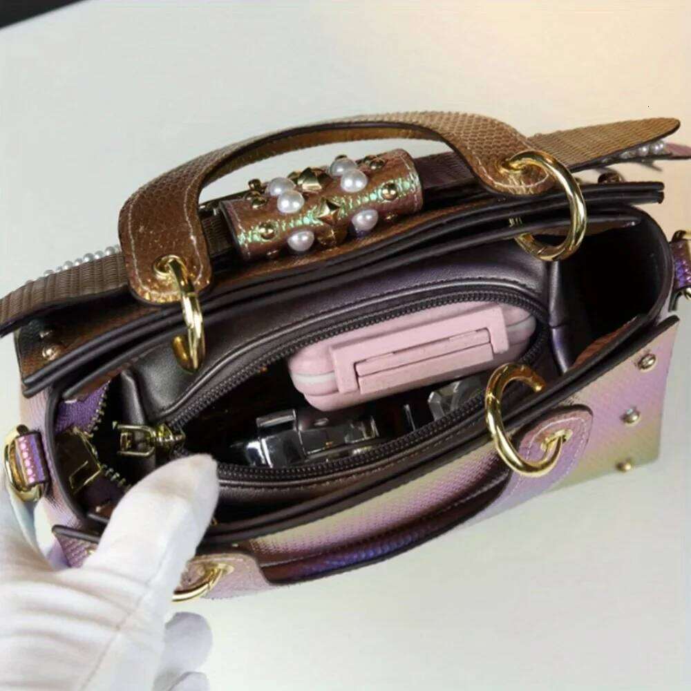 2025 new riveted wing hand-held women's bag, colorful chain crossbody single-shoulder dinner buns mother bag