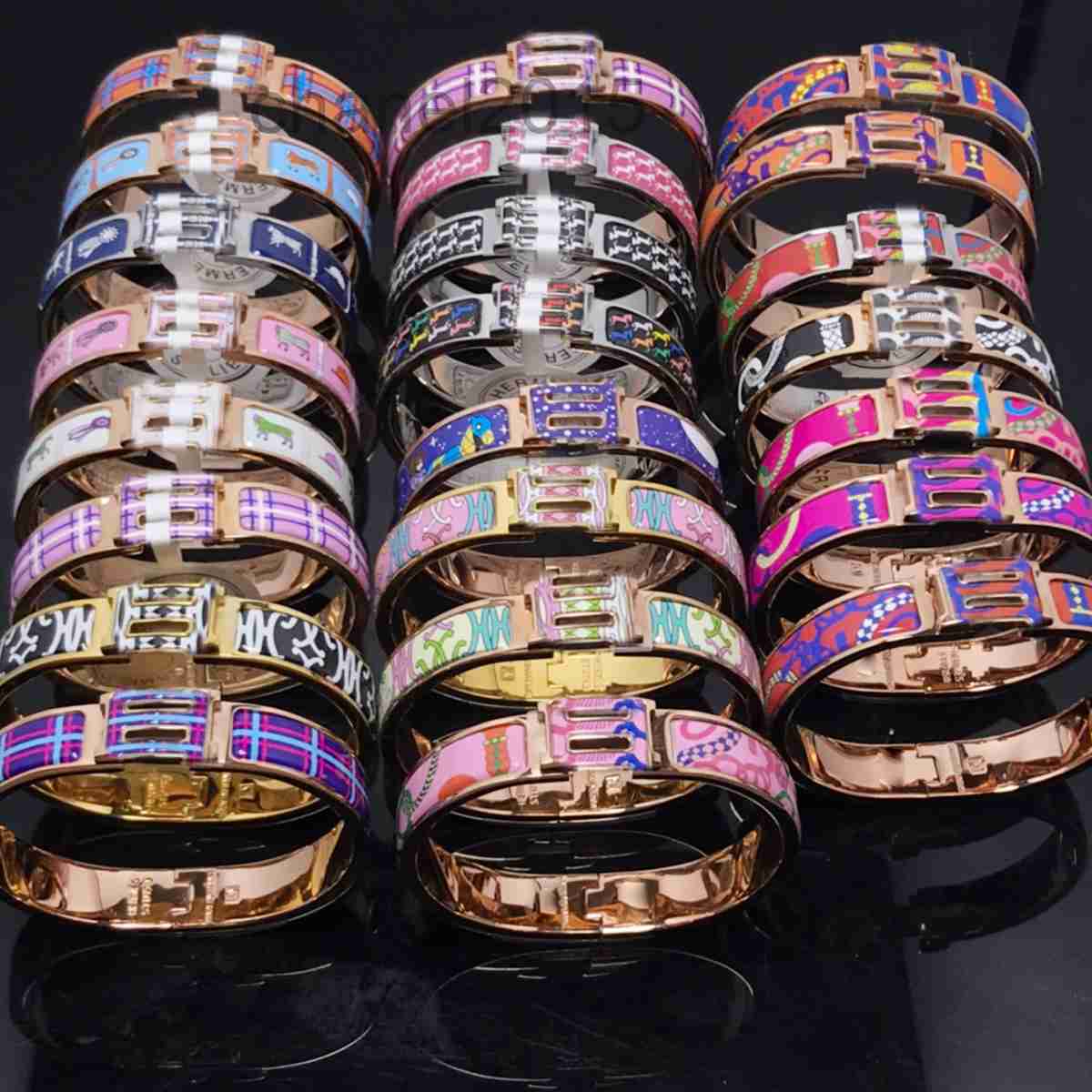 News Classic Elegant Silver Tone Cuban Link Studs Polished Beveled Edges Shimmering Stones 54TG