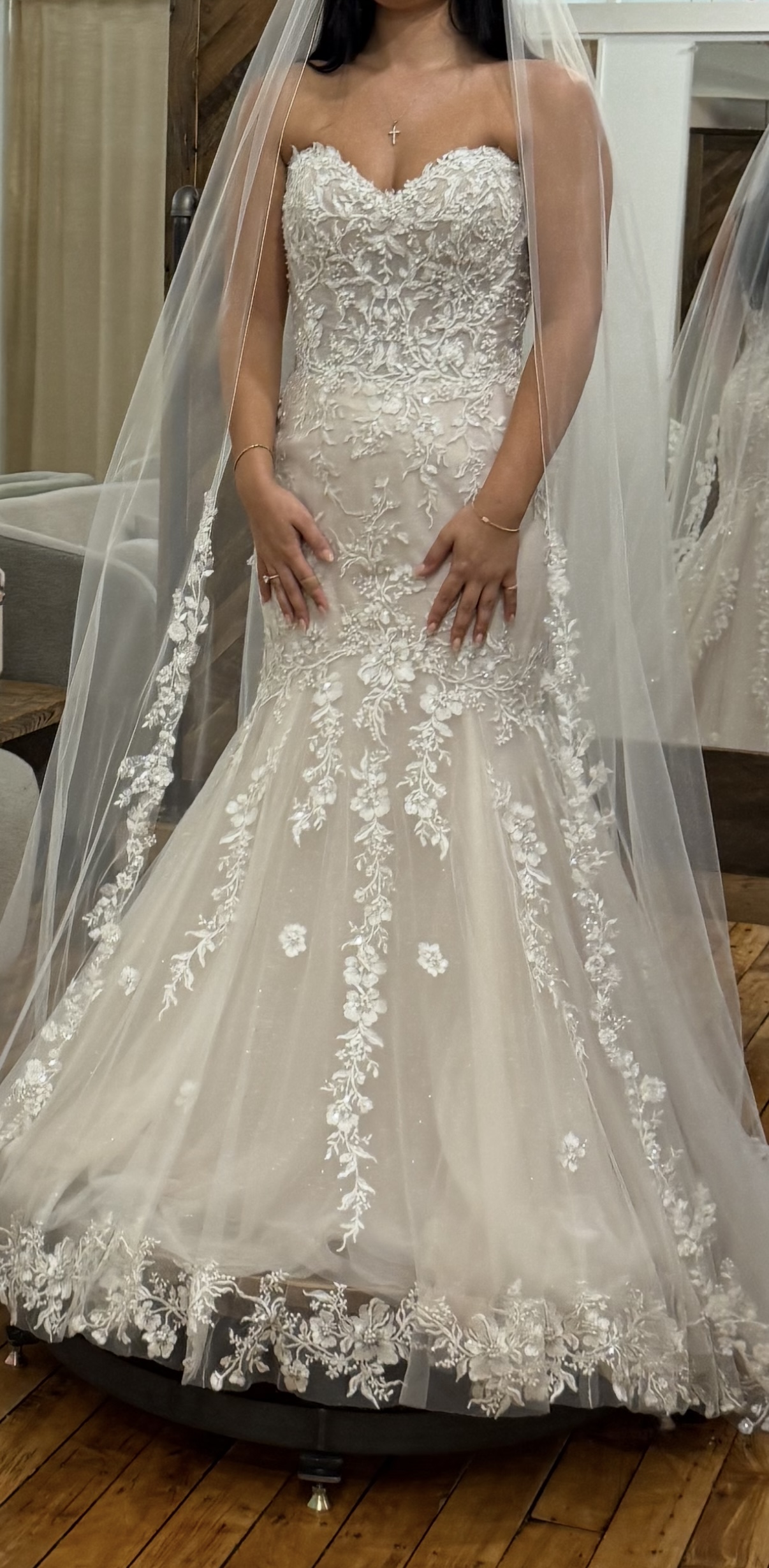 Strapless Wedding Dress Sweetheart Neck Lace Appliques New Sexy Mermaid Bride Gown Backless Court Train Vestidos De Noiva