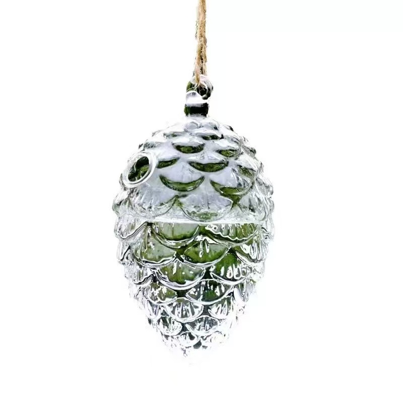 Attractive Outdoor Birdwatering Station: Ornamental Glass Hummingbird Bottle Emulating Nature's Beauty